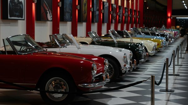 Maximize Your Car's Air Conditioning Efficiency for UK Climate: Essential Tips and Tricks